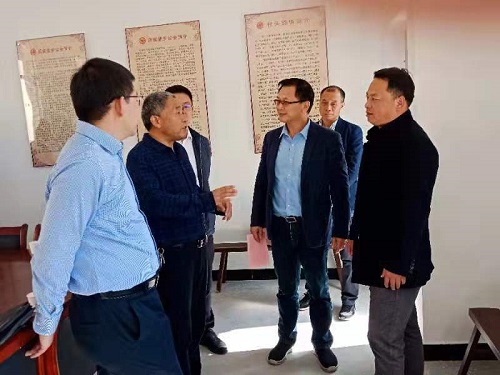 图为在屏南县考核验收现场  张泰 摄.jpg