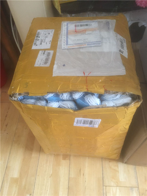 福建省侨联捐赠的一次性口罩 3000 个.jpg