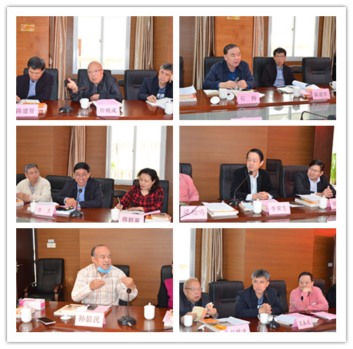 集美校友总会永远名誉会长任镜波在座谈会上发言。王昌泽 摄_副本.jpg