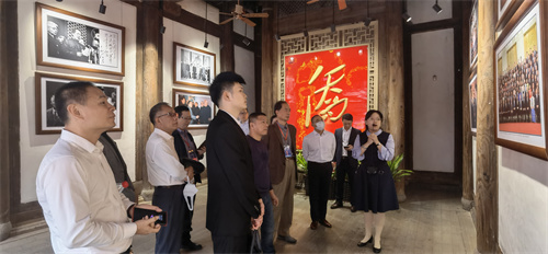 参观福建华侨主题馆1.jpg