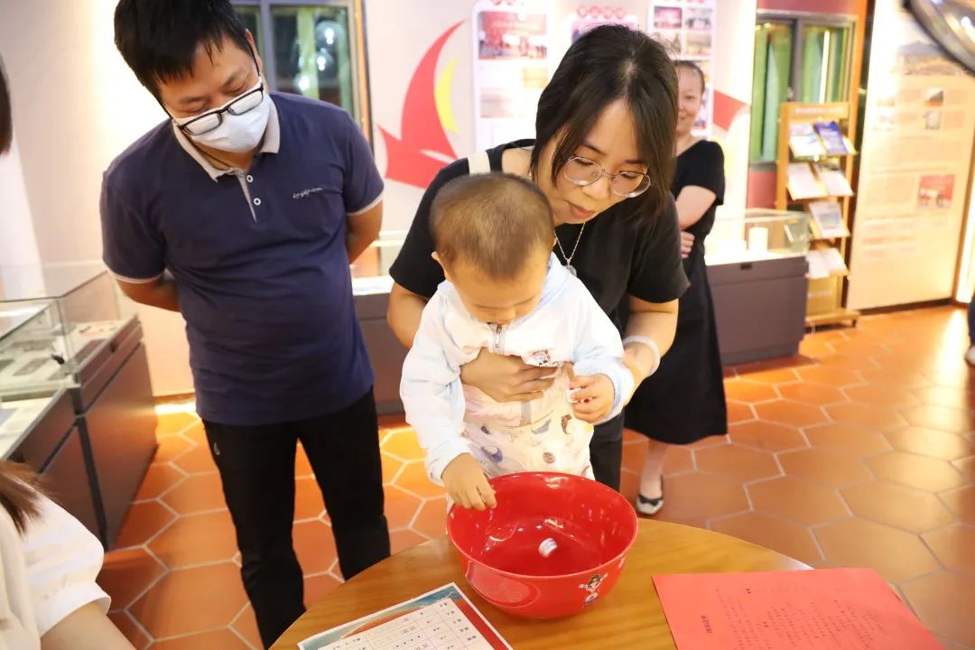 博饼现场.jpg