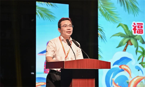 福建省侨联党组成员、副主席刘思一致辞。.jpg