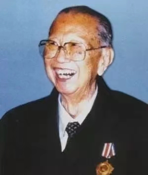 李引桐1.jpg