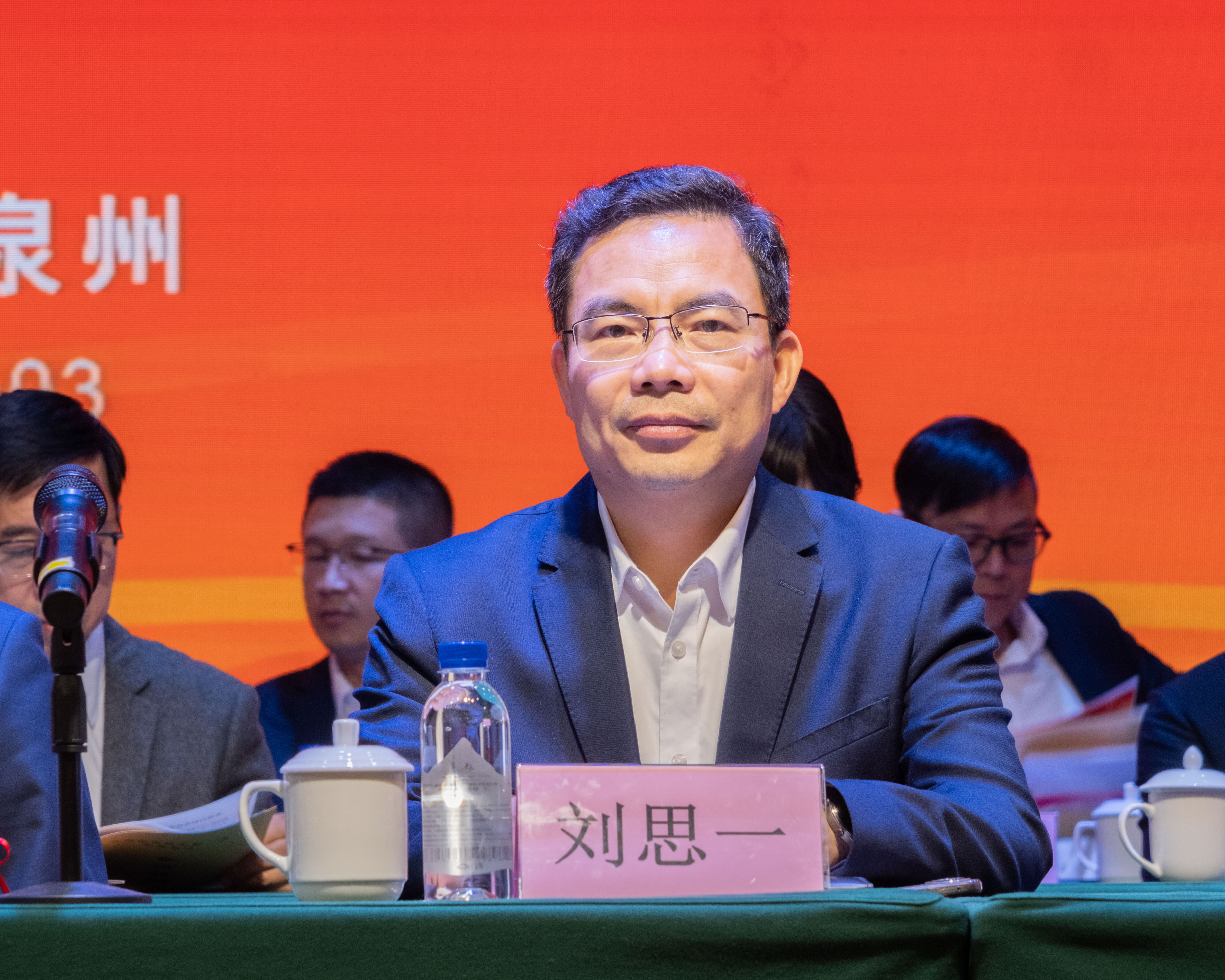 图2 福建省侨联党组成员、副主席刘思一（供图：林海）.jpg