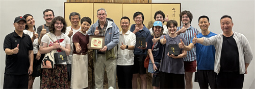 合影 魏媛摄.jpg