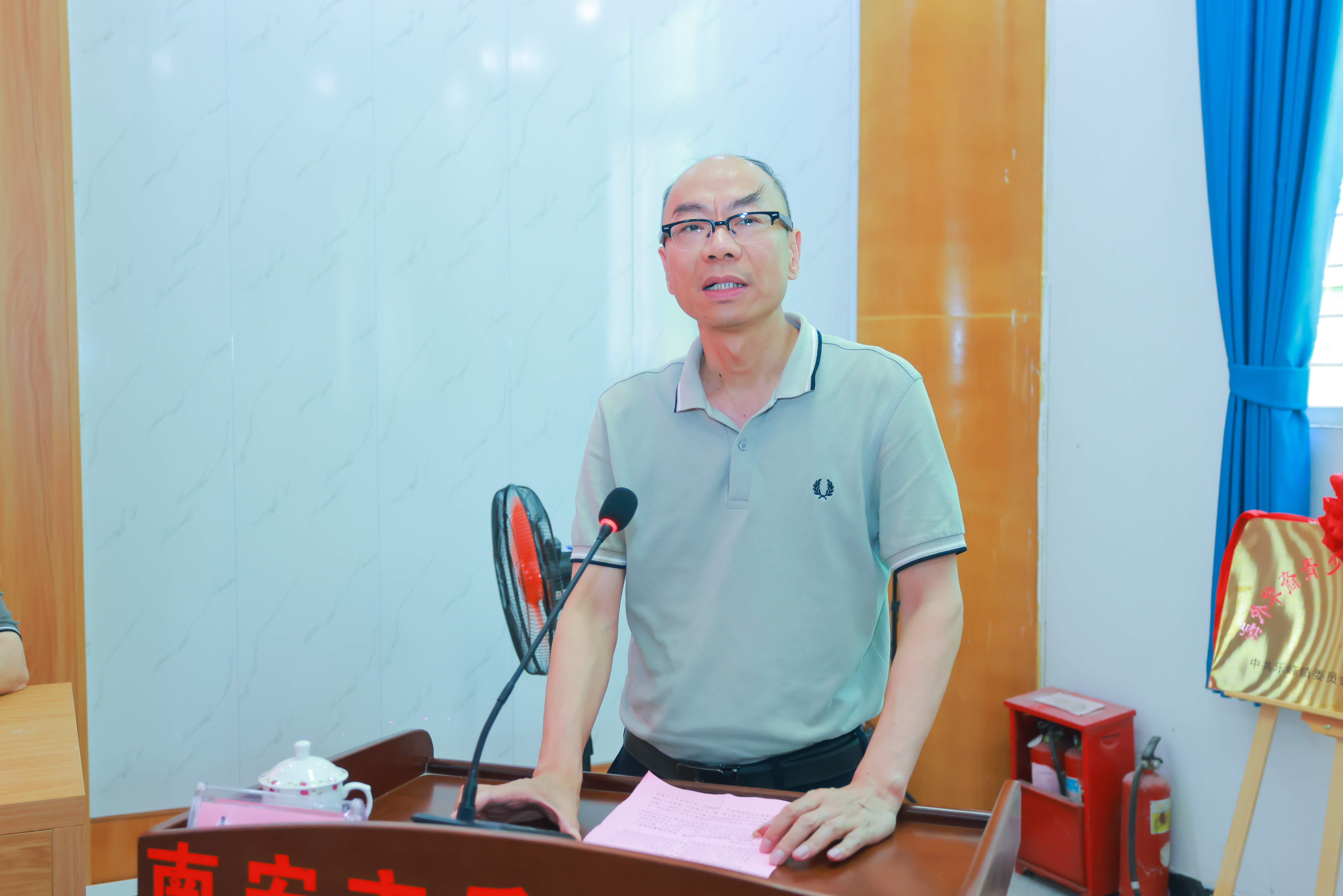 图三 市侨联主席黄印棉讲话.jpg