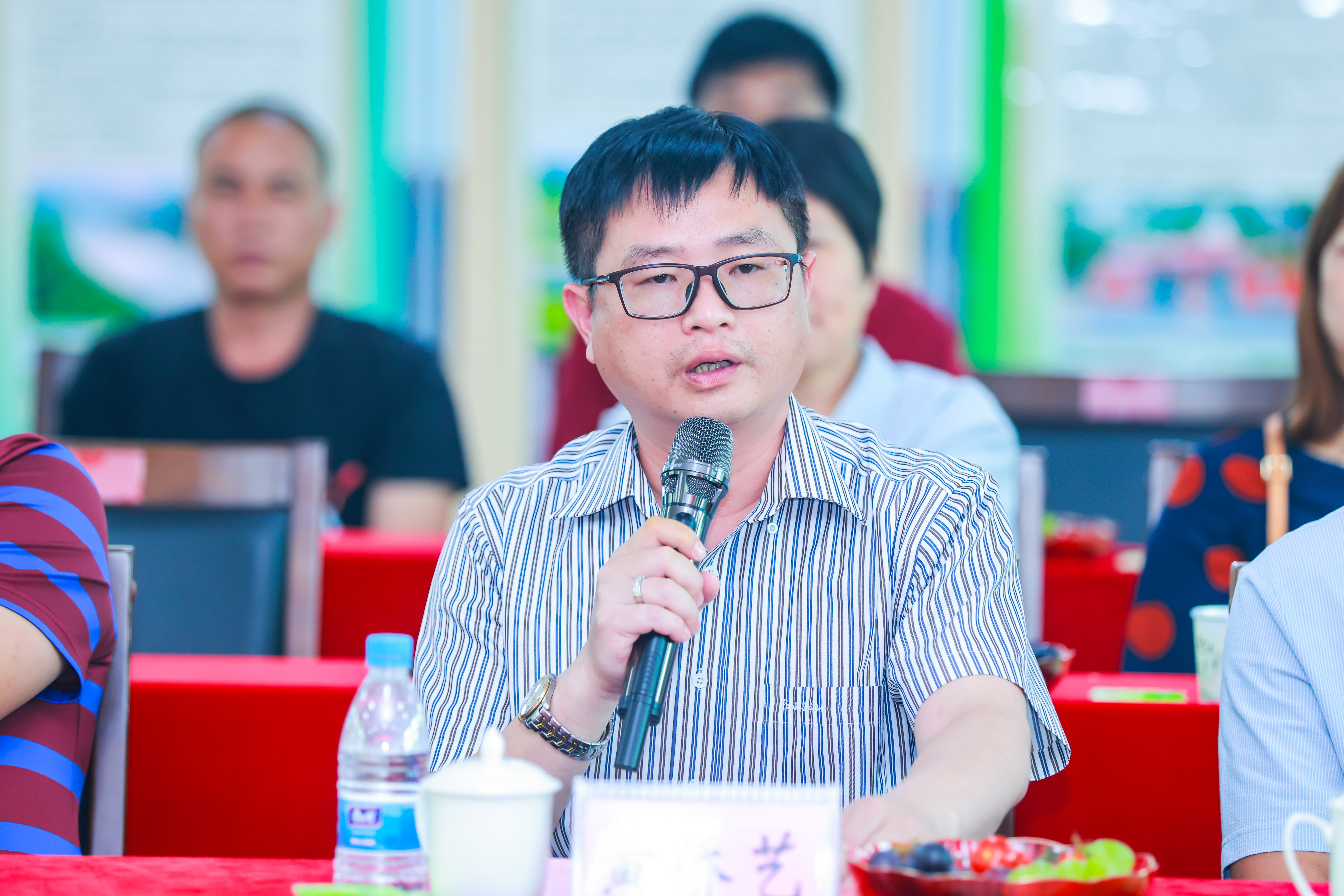 图七 菲律宾南安同乡总会东北吕宋分会理事长黄侨艺（乐峰镇供图）.jpg
