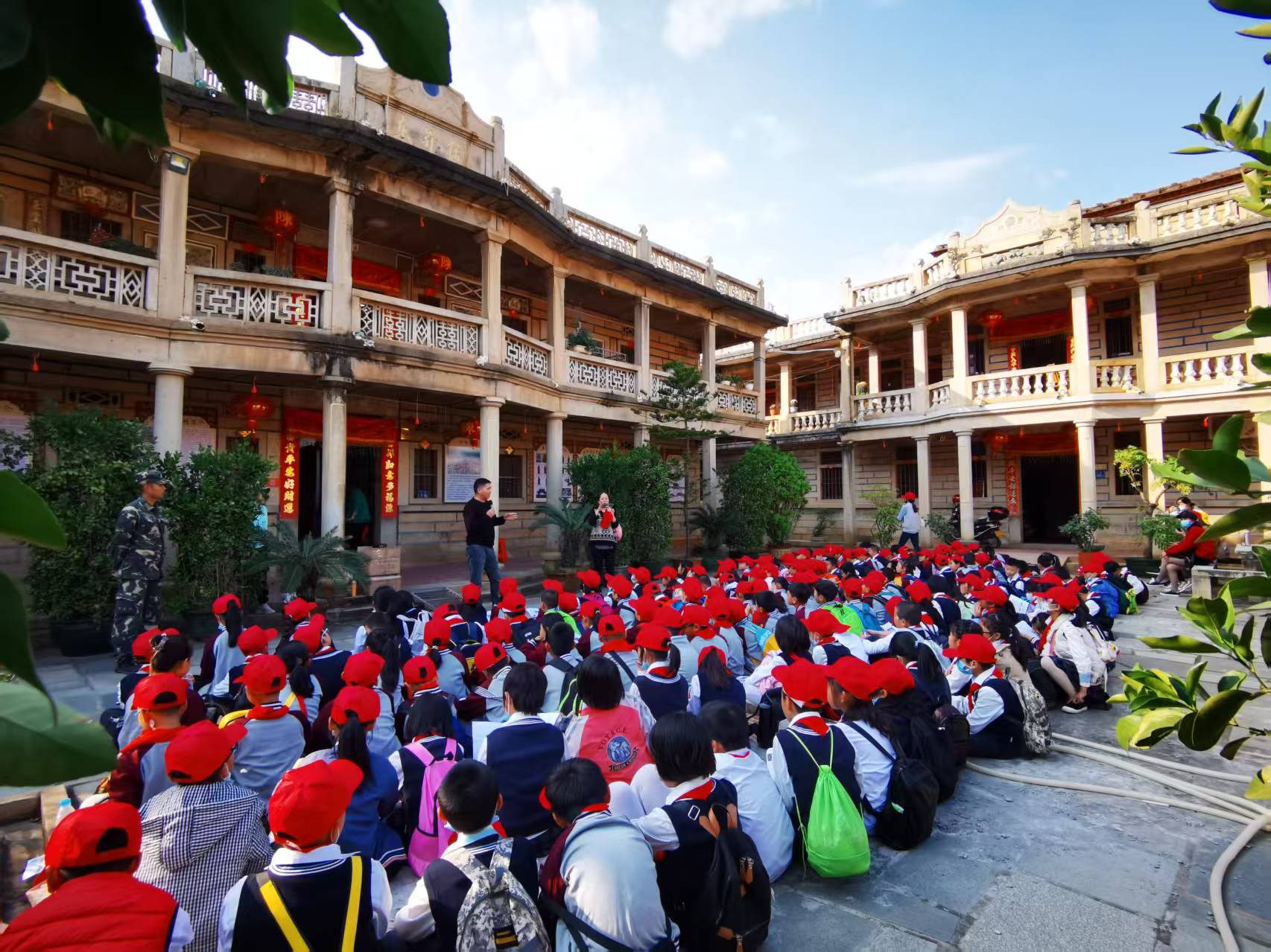 图3 研学活动.jpg