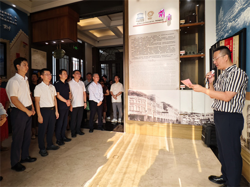 主题展启幕现场2.jpg