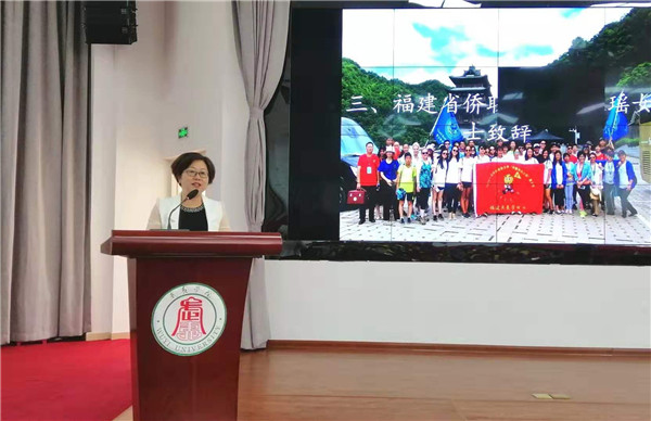 张瑶致辞.jpg 张瑶致辞.jpg