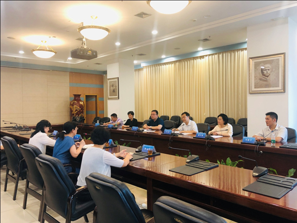 座谈会现场_副本.jpg
