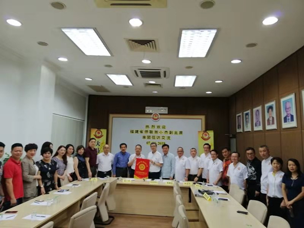 翁小杰副主席拜访马来西亚社团联合会 ，2019年9月6日-12日，翁小杰率团出访马来西亚、菲律宾_副本.jpg