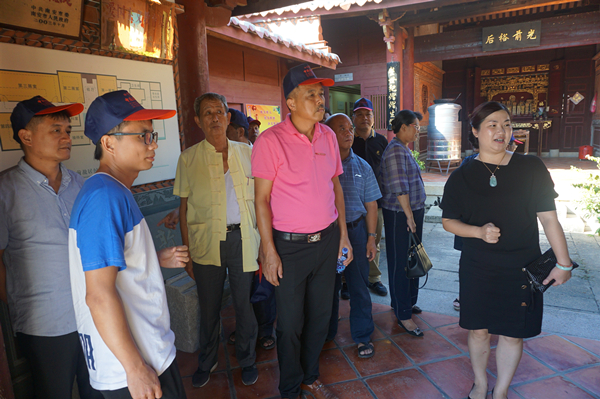 “华侨精神·乡梦之旅”——参观李光前故居_副本.jpg “华侨精神·乡梦之旅”——参观李光前故居_副本.jpg