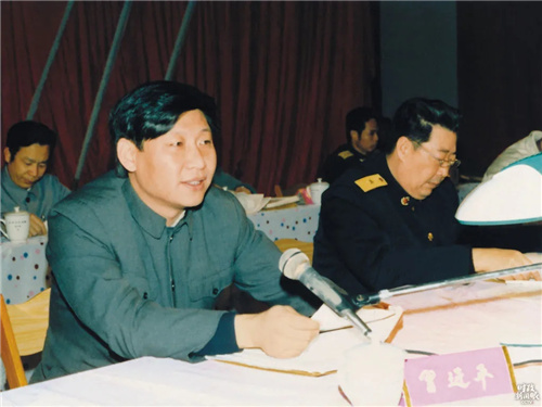 1989年2月16日，习近平出席宁德地区林业工作会议.jpg