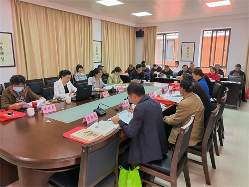 新罗区侨联十八届六次全委（扩大）会议2.jpg