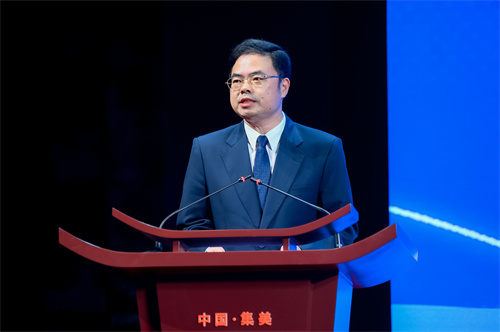 厦门市集美区委书记胡旭彬讲话.jpg