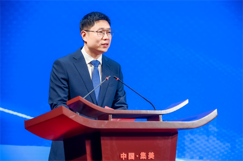 厦门市集美区海外联谊会会长洪清岩致辞.jpg