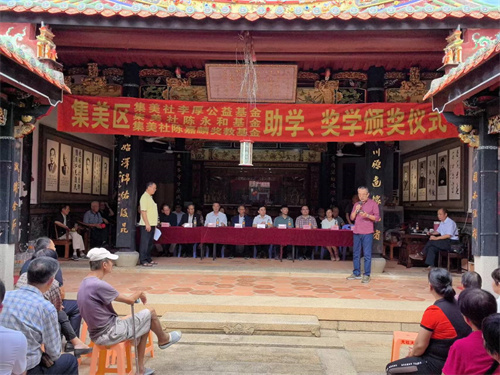 魏达人代表海外乡贤致辞。 张玲 摄.jpg