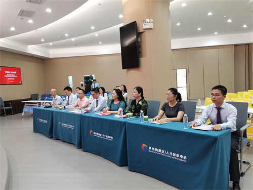 侨银联动▪金融惠侨活动现场  黄雅青 摄.jpg