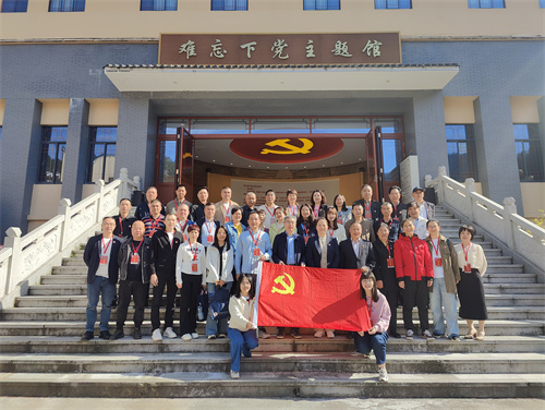 合影2.jpg