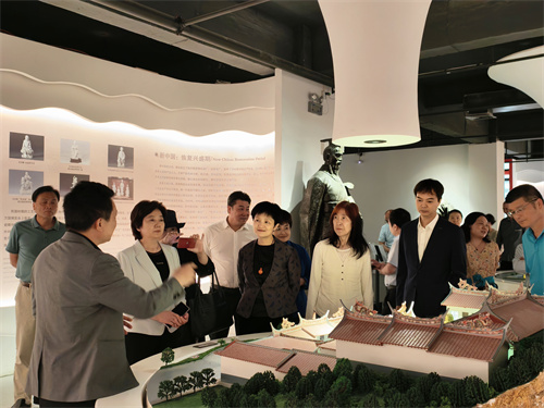 实地考察2.jpg