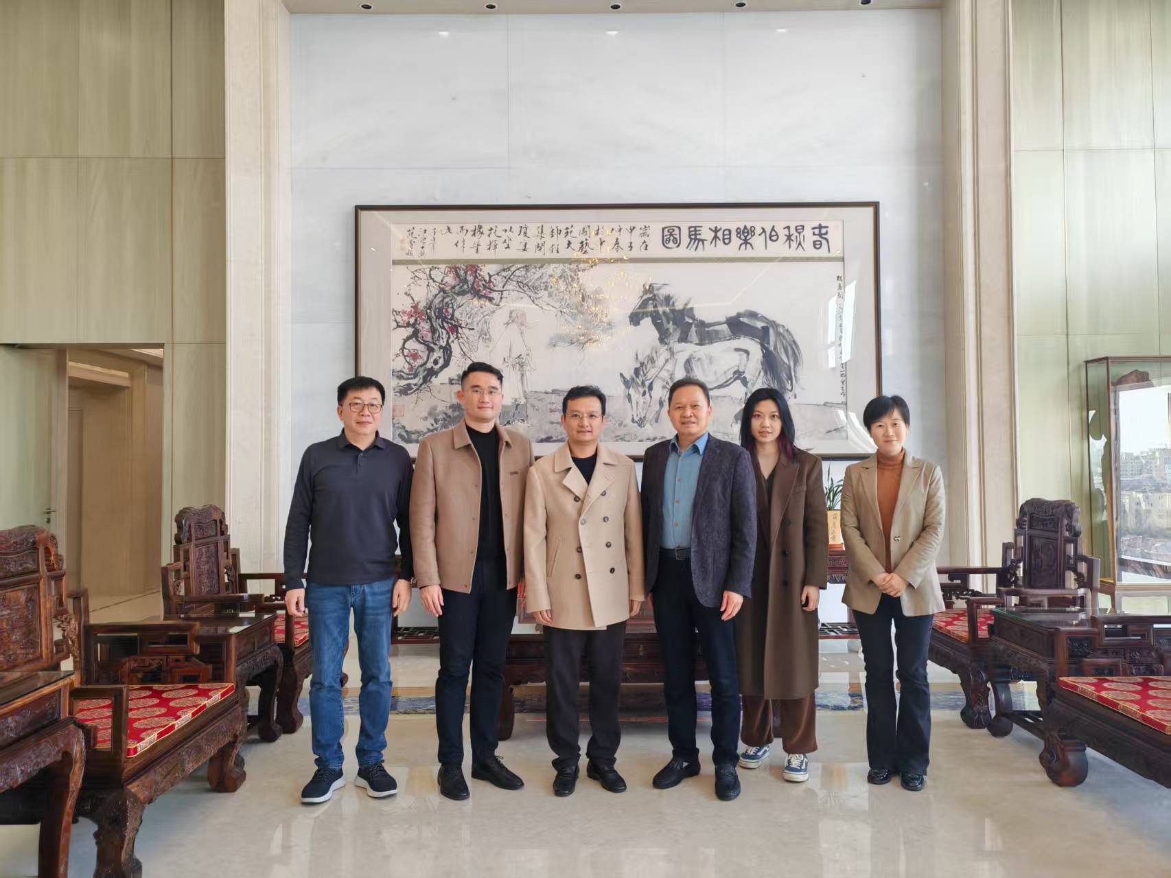 合影.jpg